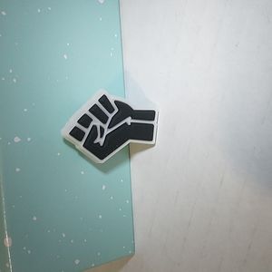 Jibbitz shoe wristlet charms 3x$12💥💥